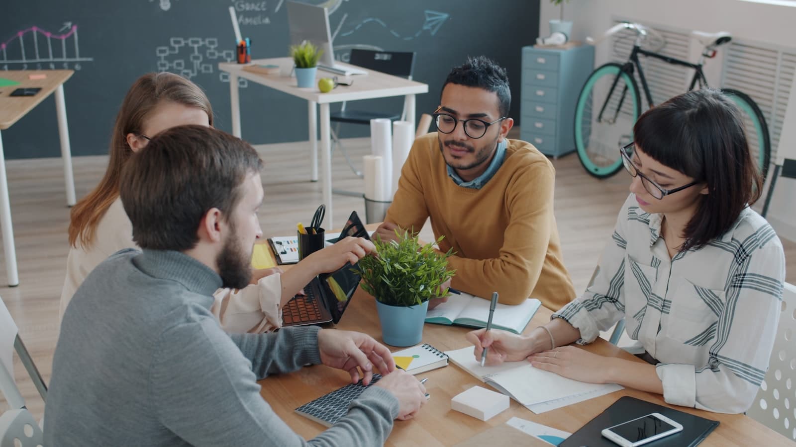 Scaling Early-Stage Hiring Without Burning Out Your Core Team